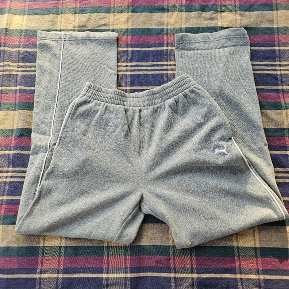 Boys Puma Sweatpants - Picture 2 of 7
